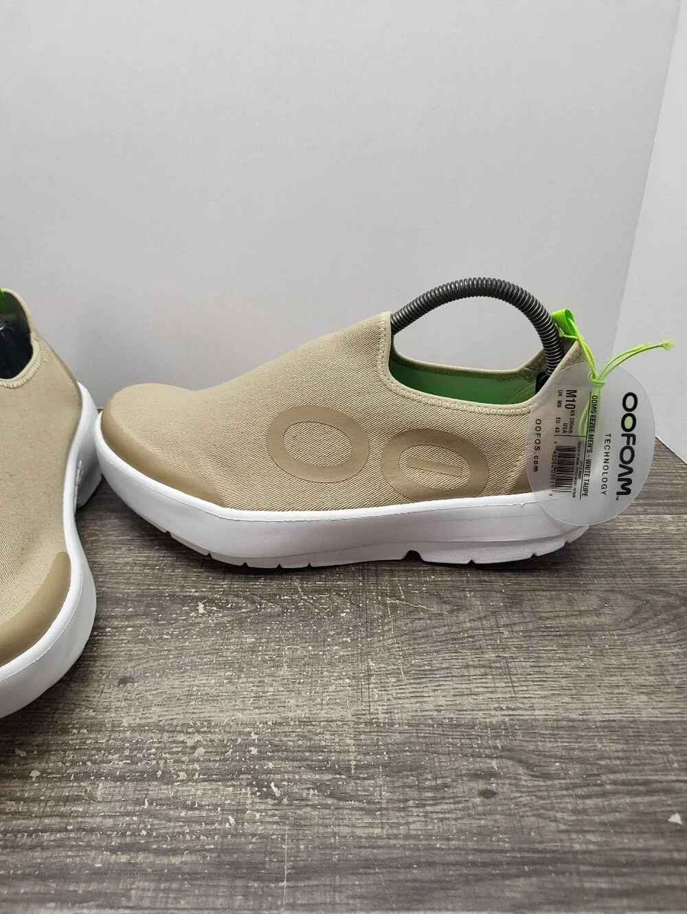 Oofos Oomg Eezee White Taupe Men's Size 10 New Slip-On Shoes New